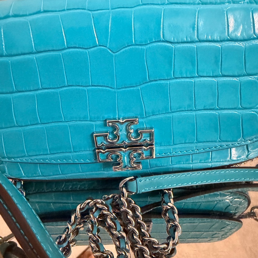 Tory Burch Turquoise Britten Small Adjustable Shoulder Bag - Picture 2 of 6